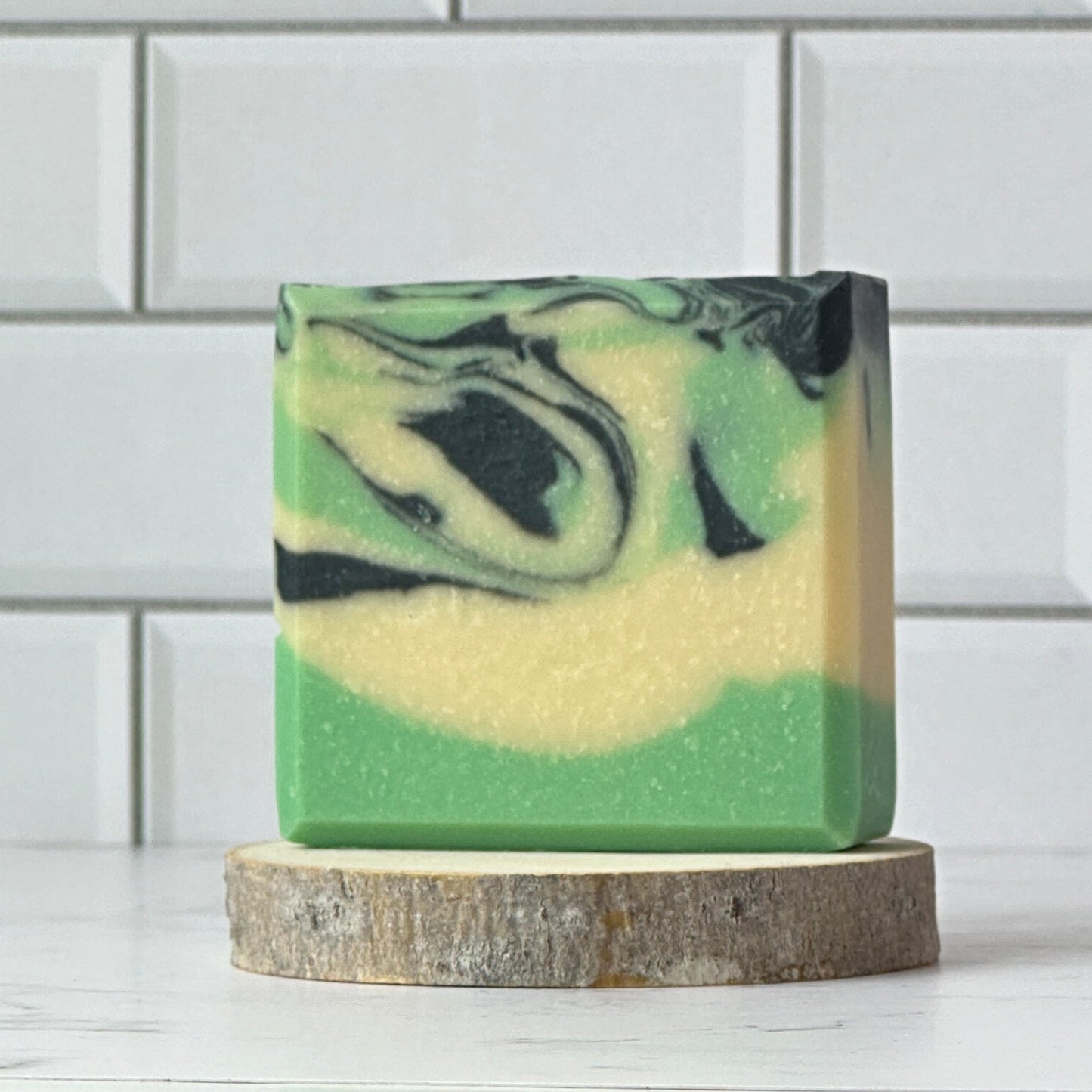 Black Pepper & Bergamot. Coconut free. Nut free.